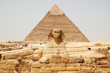 Рекордните 1,35 милиона туристи са посетили Египет през април