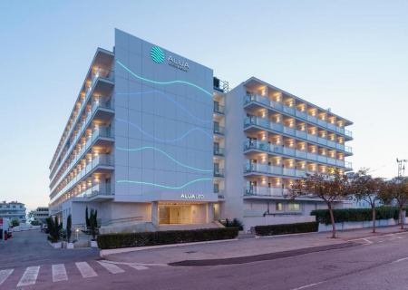 Alua Leo Hotel