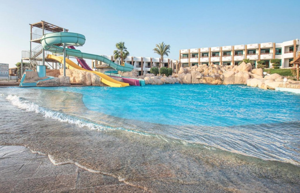 Pyramisa Beach Resort Sharm - снимка 9