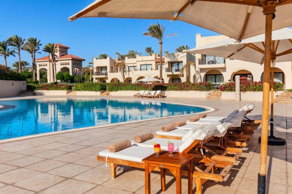 Cleopatra Luxury Resort Sharm El Sheikh - снимка 11