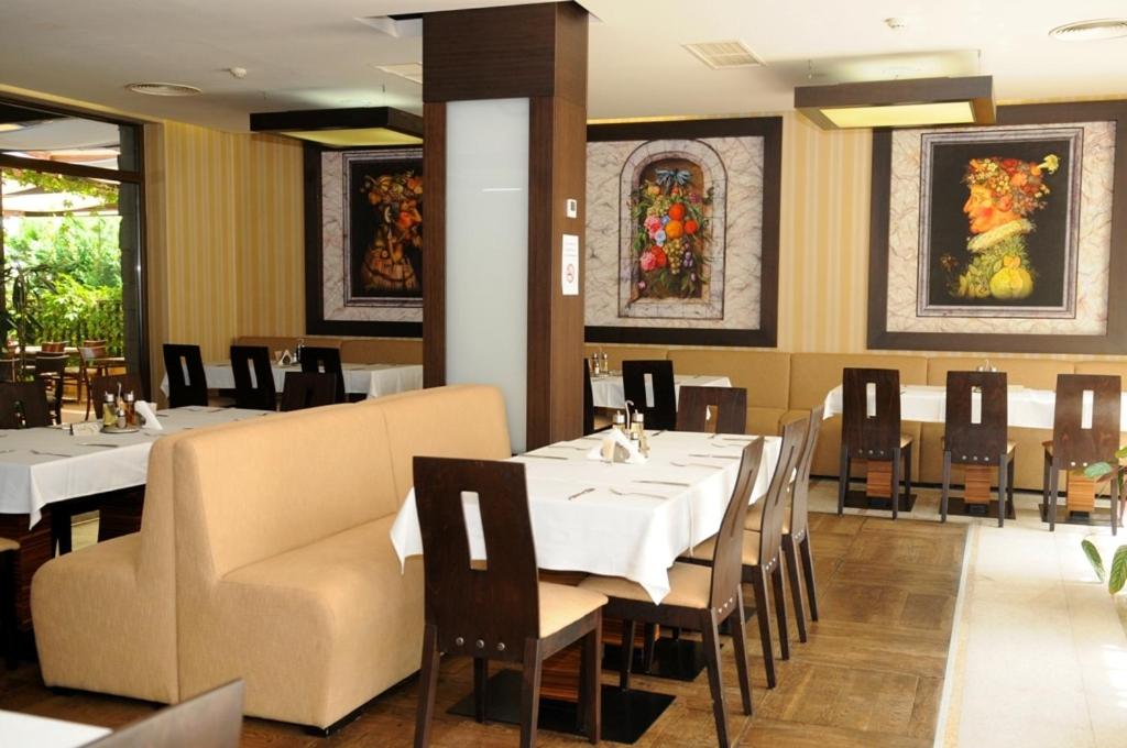 Park Hotel Gardenia - снимка 13