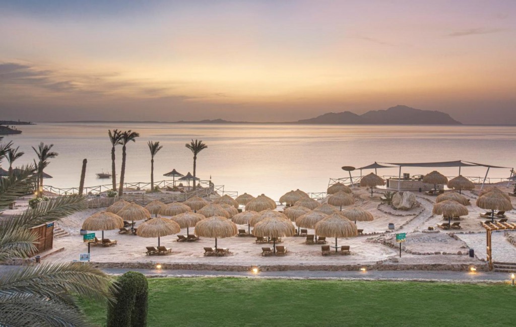 Pyramisa Beach Resort Sharm - снимка 15