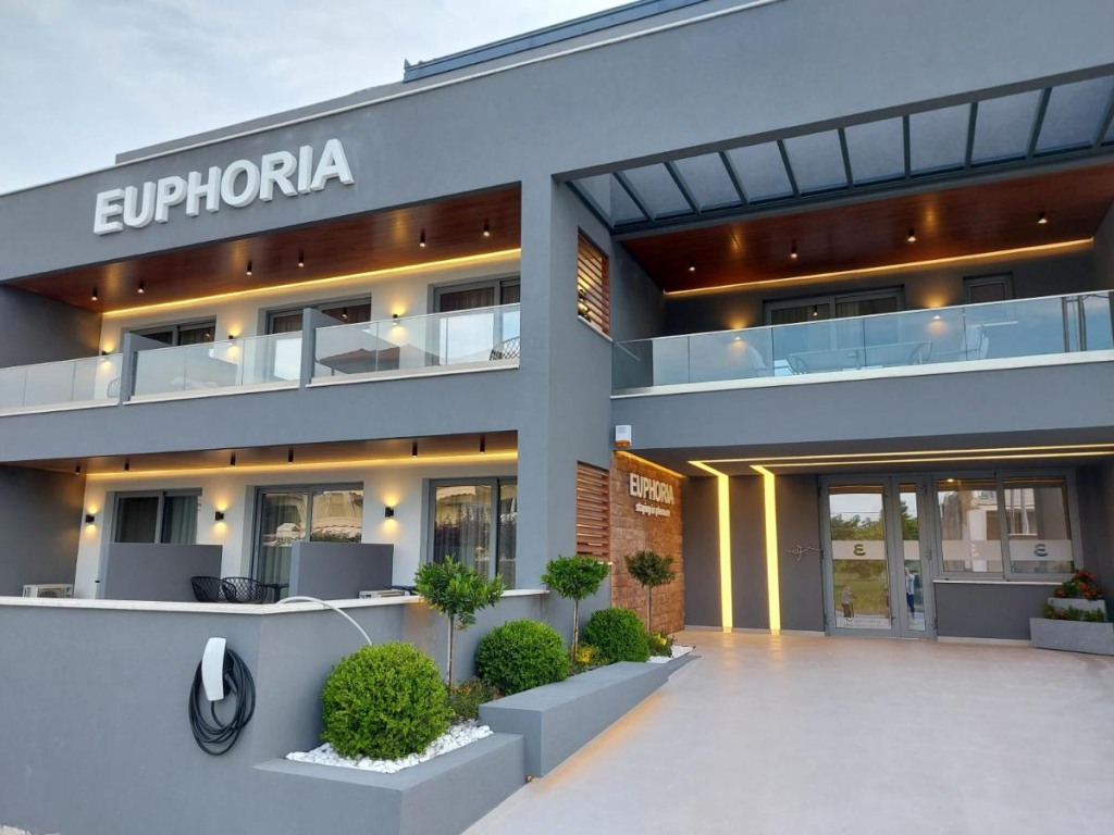Euphoria Hotel