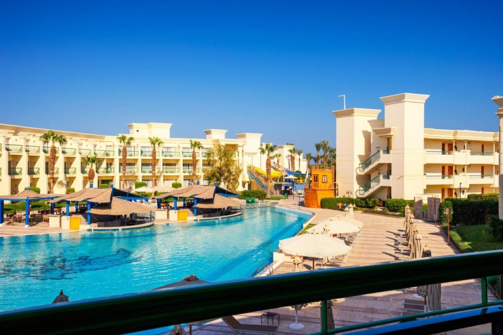 Swiss Inn Resort Hurghada - снимка 1