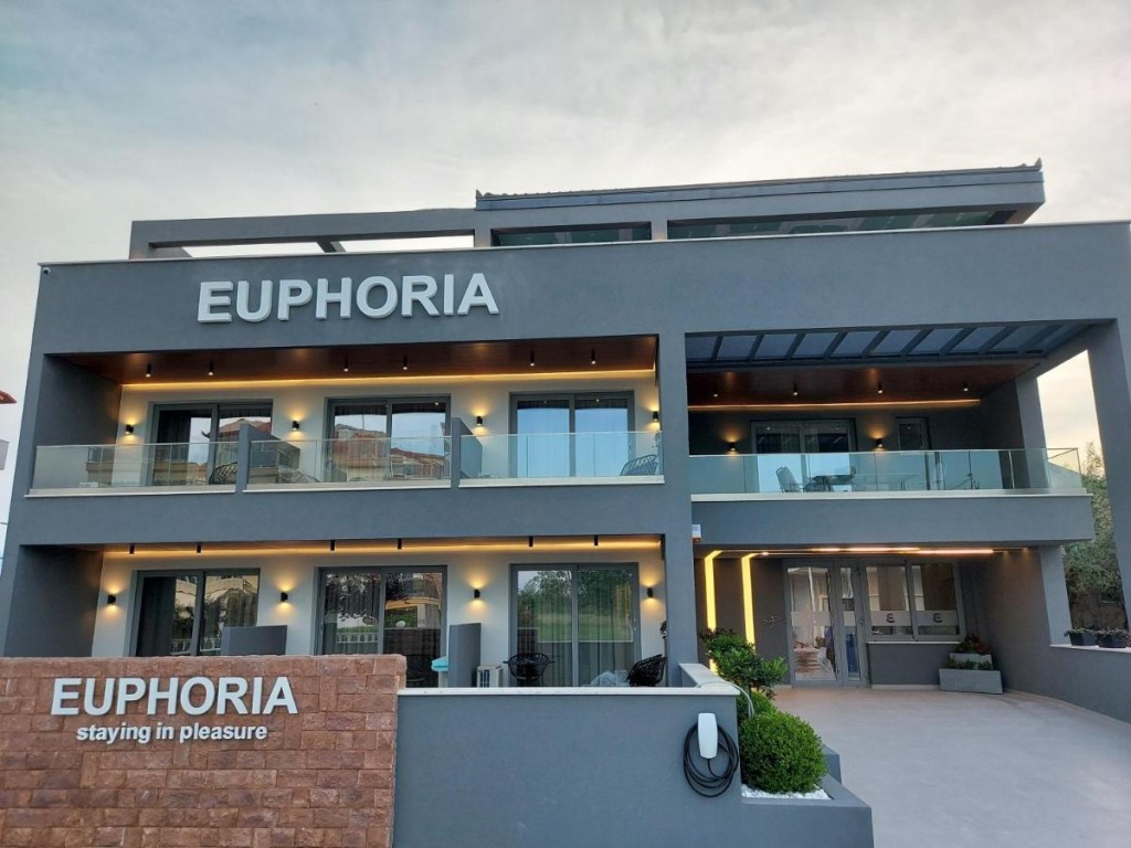 Euphoria Hotel - снимка 1