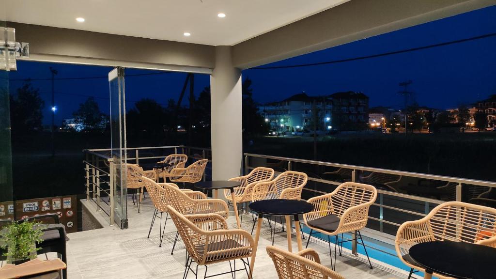 Peloton Inn - снимка 6