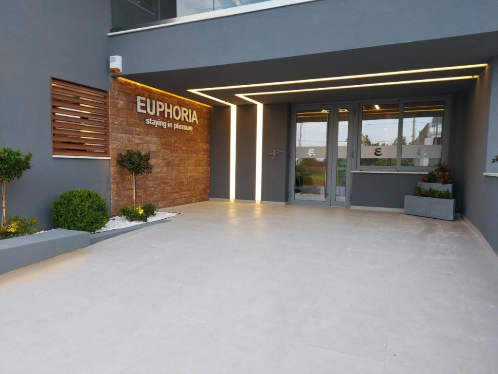 Euphoria Hotel - снимка 2