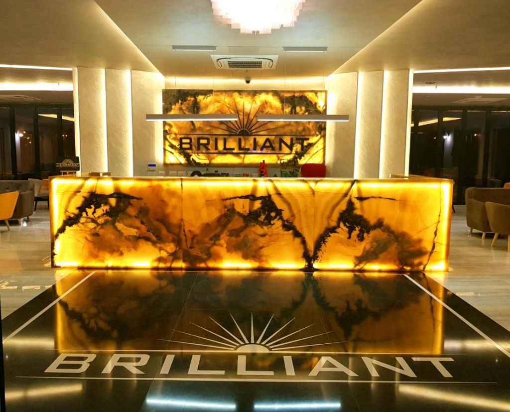 BRILLIANT RESORT & SPA - снимка 2