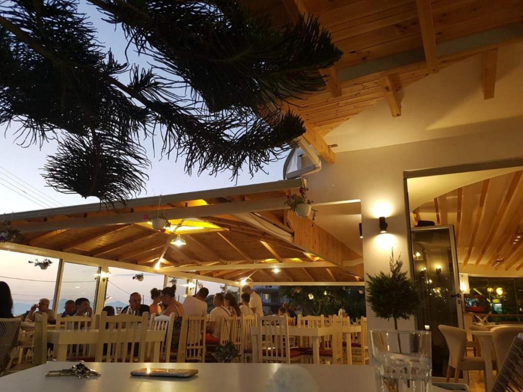Hotel Ardiani - снимка 7