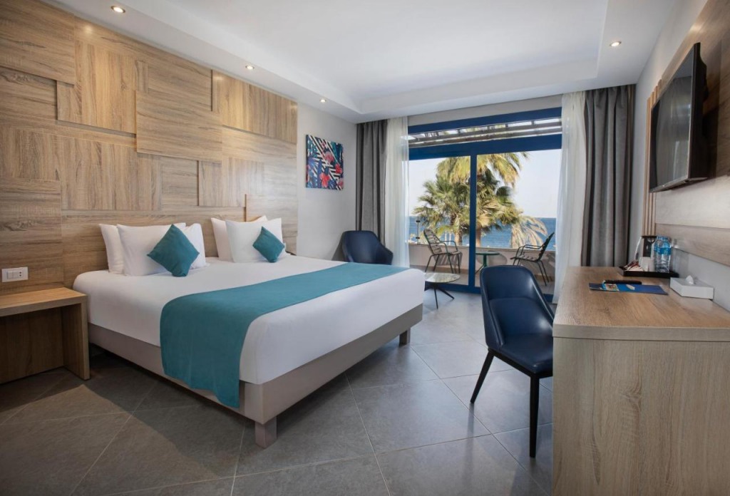 Pyramisa Beach Resort Sharm - снимка 4