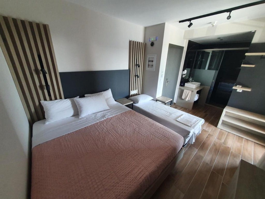 Euphoria Hotel - снимка 3