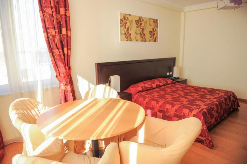 Hotel Leonardo - снимка 5