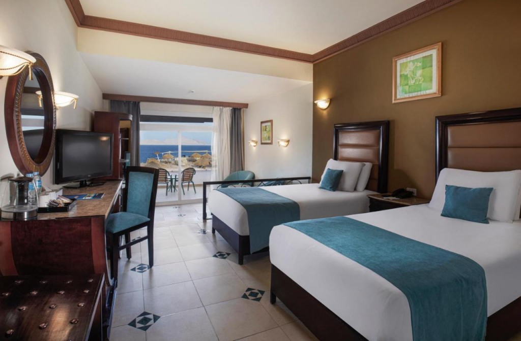 Pyramisa Beach Resort Sharm - снимка 6