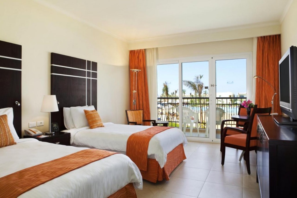 Hilton Sharks Bay - снимка 6