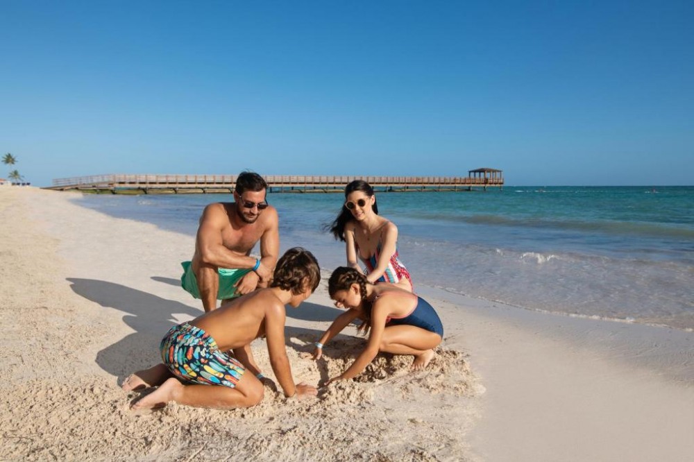 Impressive Hotel Punta Cana - снимка 10