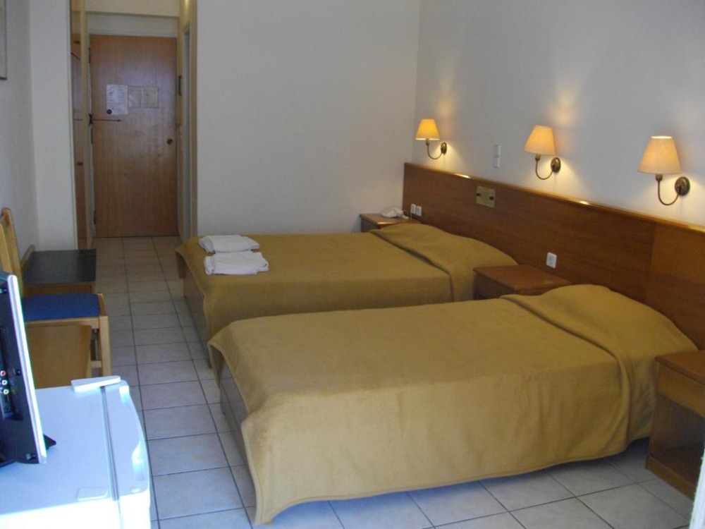 Andreolas Beach Hotel - снимка 12