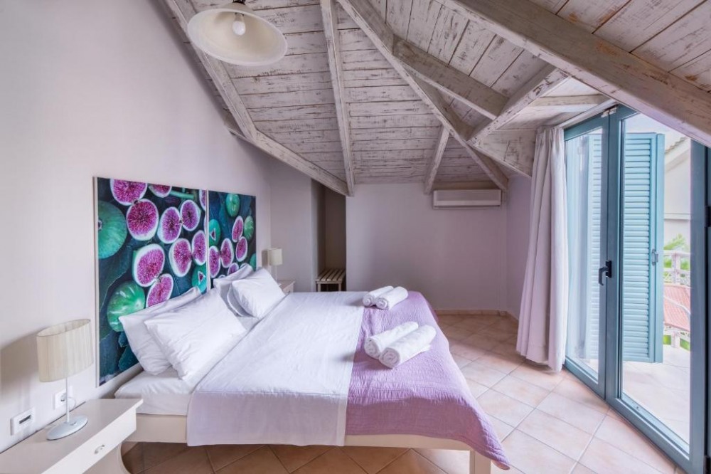 PIERROS HOTEL	 - снимка 13