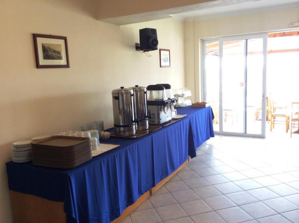 Andreolas Beach Hotel - снимка 16
