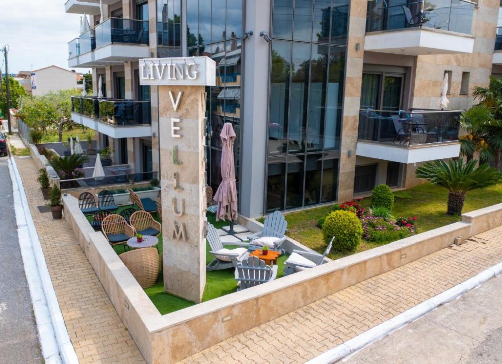 Vellum Luxury Living  2 НОЩУВКИ - снимка 18