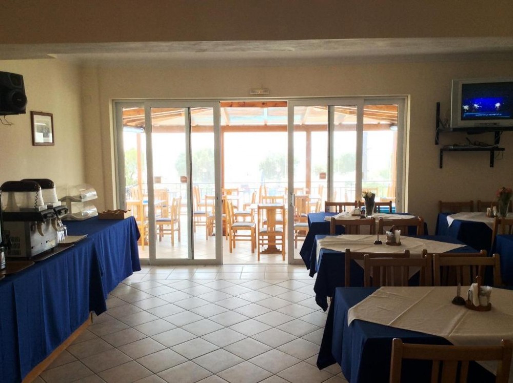 Andreolas Beach Hotel - снимка 18