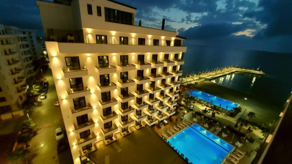 BRILLIANT RESORT & SPA - снимка 1