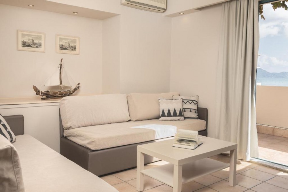 PIERROS HOTEL	 - снимка 21