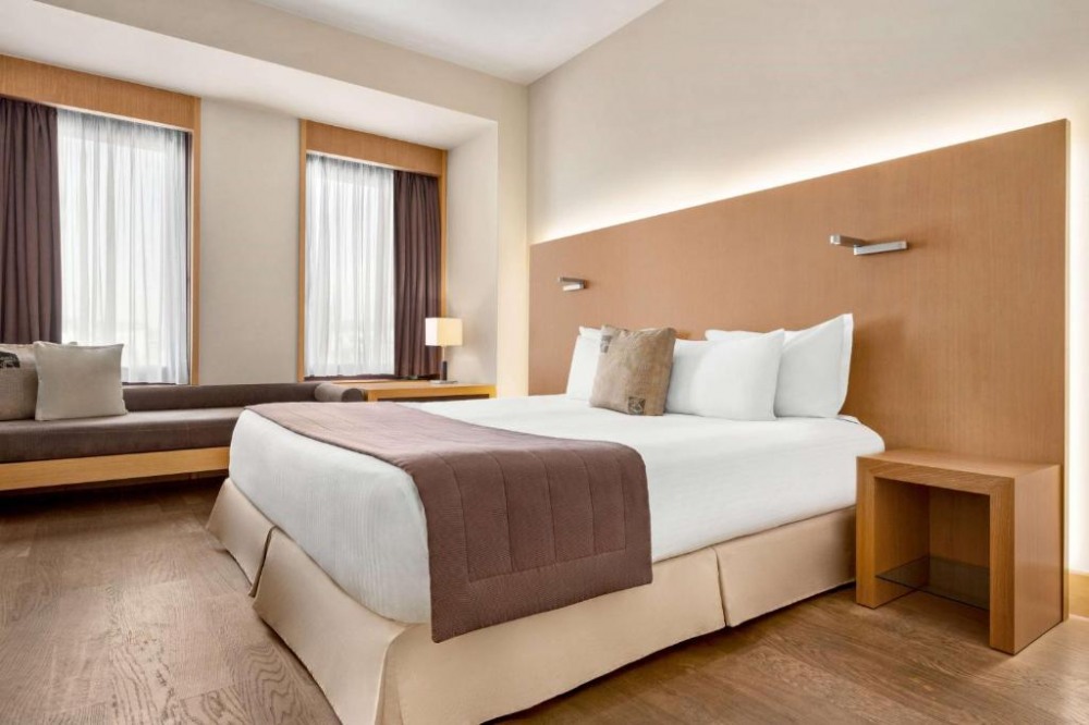 Lazart Hotel, Trademark Collection by Wyndham - снимка 23