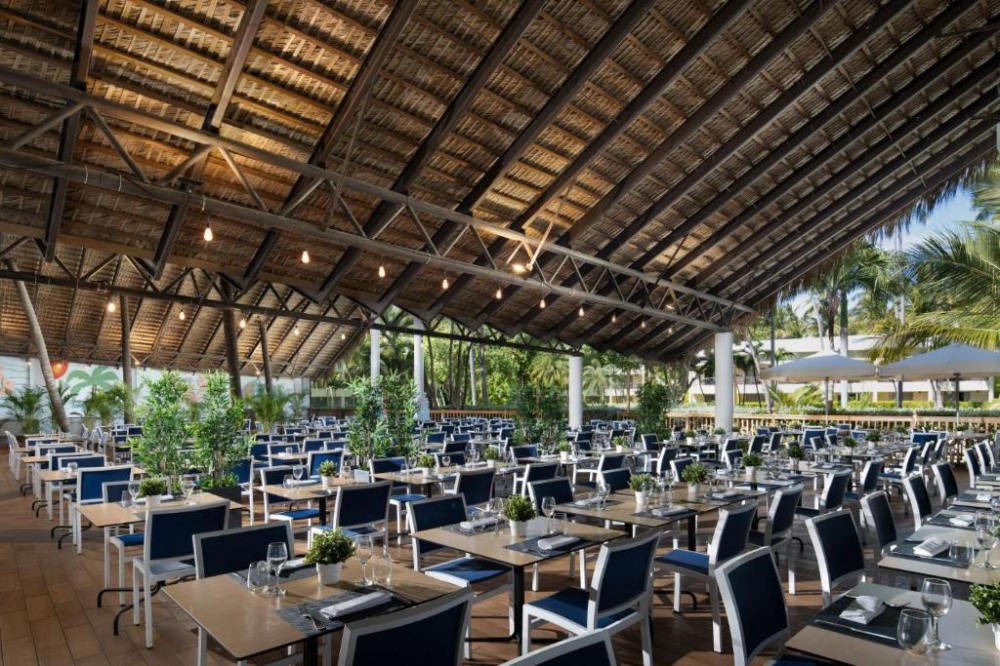 Impressive Hotel Punta Cana - снимка 23