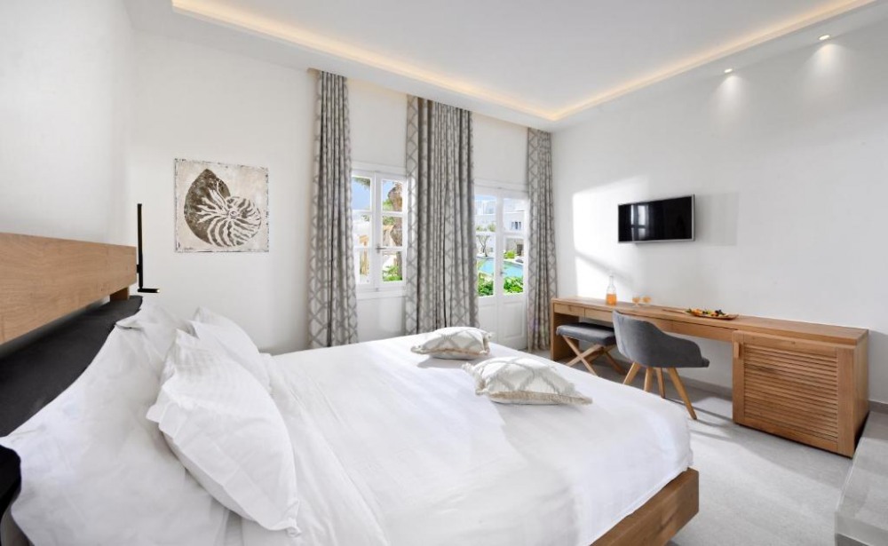 Petinos Hotel - снимка 27