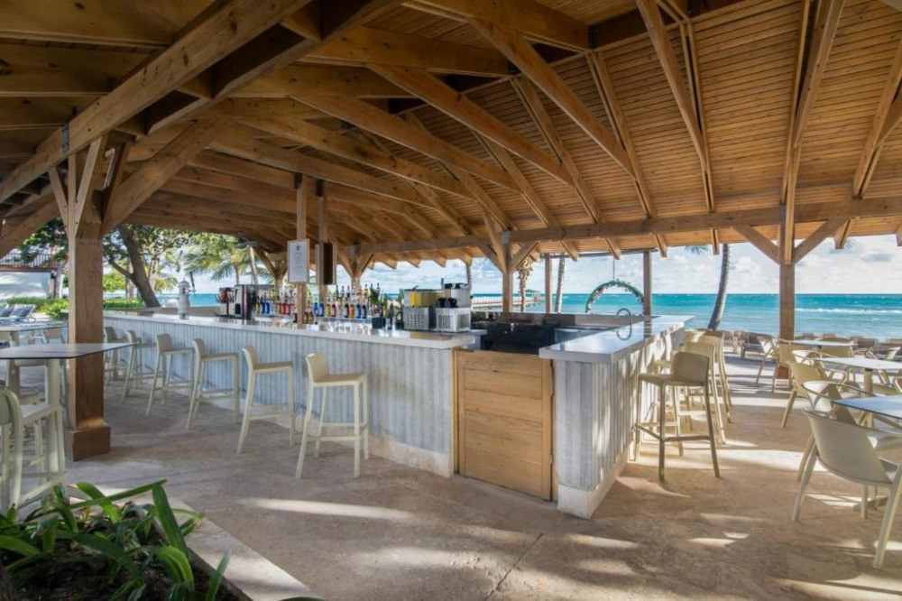 Impressive Hotel Punta Cana - снимка 2