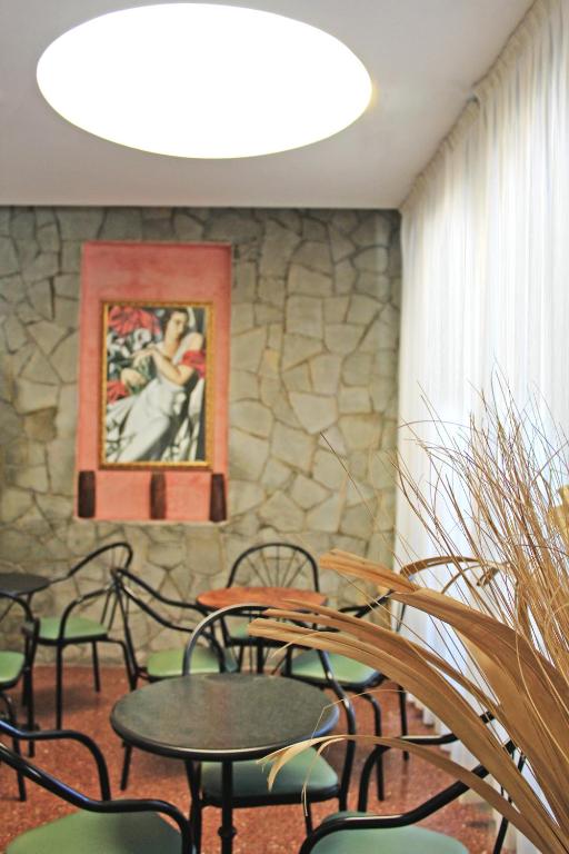 New Primula Hotel - снимка 30