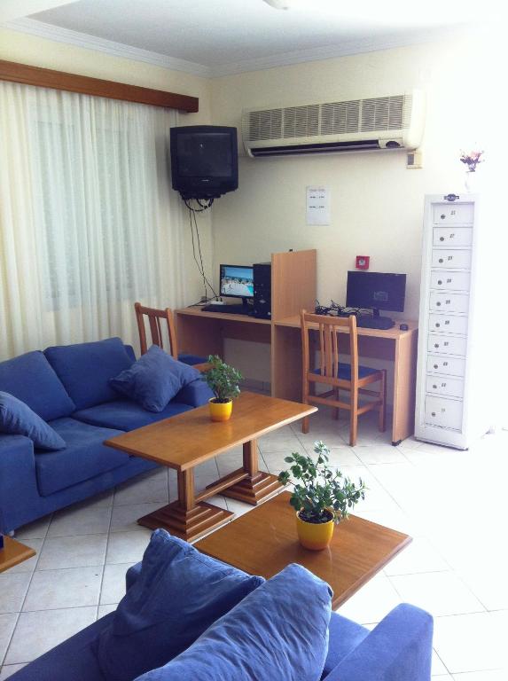 Andreolas Beach Hotel - снимка 5