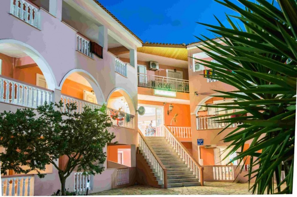 Savvas Hotel - снимка 6