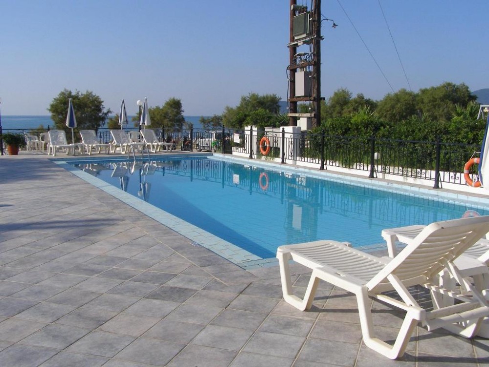 Andreolas Beach Hotel - снимка 7