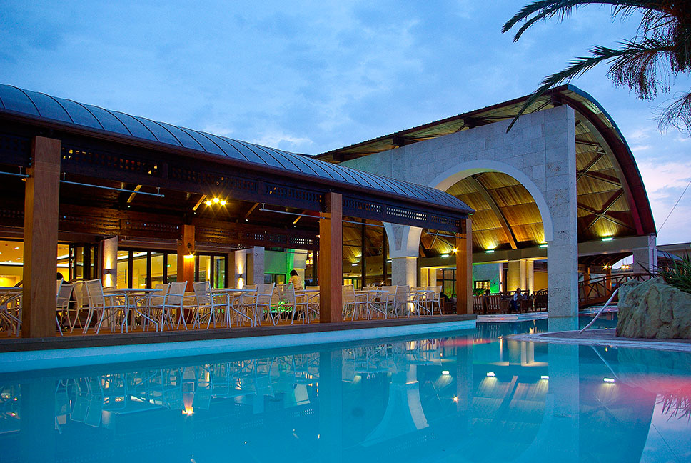Mediterranean Village Hotel & Spa - снимка 1