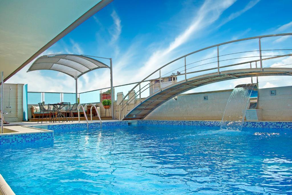 Principal New Leisure Hotel - снимка 2