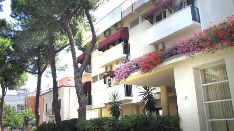 New Primula Hotel