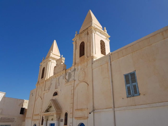 Екскурзии и почивки до Синагога El Ghriba